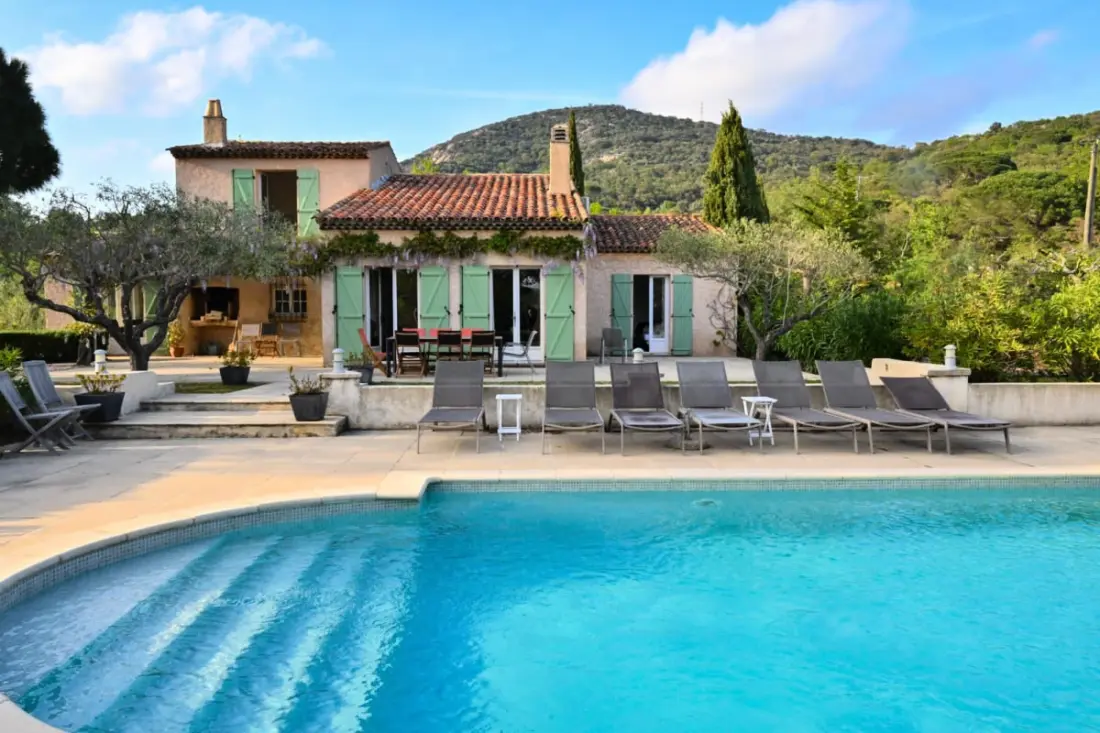 Villa 10 Pers • Piscine • 5 Suites Grimaud