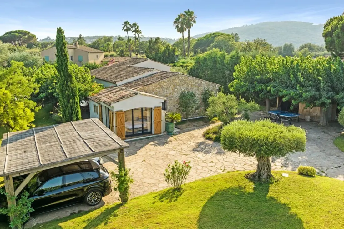 Villa - 250 M² - 5 Ch. - Piscine - Golfe St Tropez