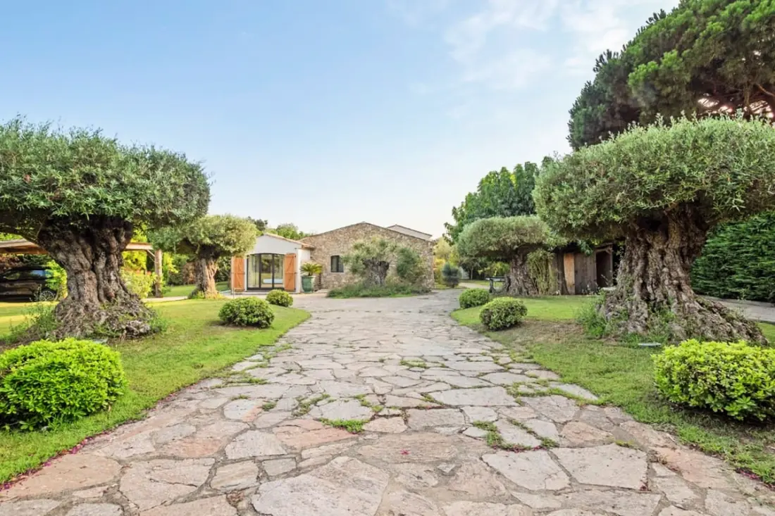 Villa - 250 M² - 5 Ch. - Piscine - Golfe St Tropez