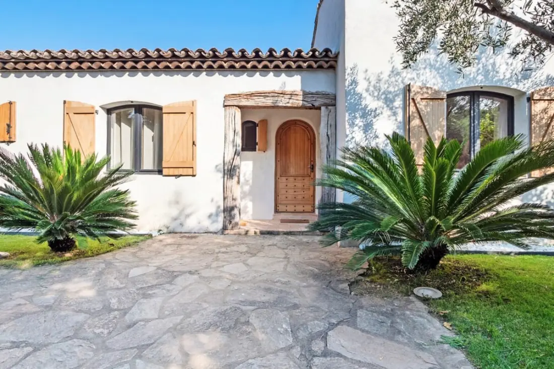 Villa - 250 M² - 5 Ch. - Piscine - Golfe St Tropez