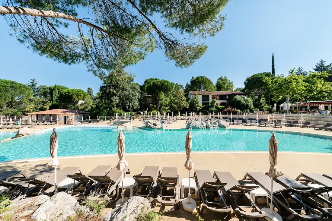 Village Pierre & Vacances Le Rouret 3 étoiles★★★