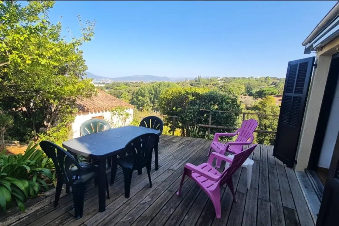 Maison Lumineuse Pour 6 Personnes à Porticcio