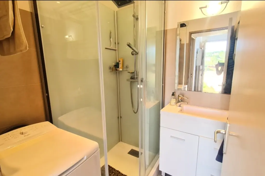 Maison Lumineuse Pour 6 Personnes à Porticcio