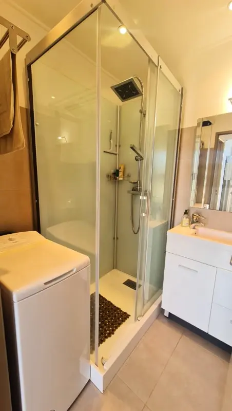 Maison Lumineuse Pour 6 Personnes à Porticcio