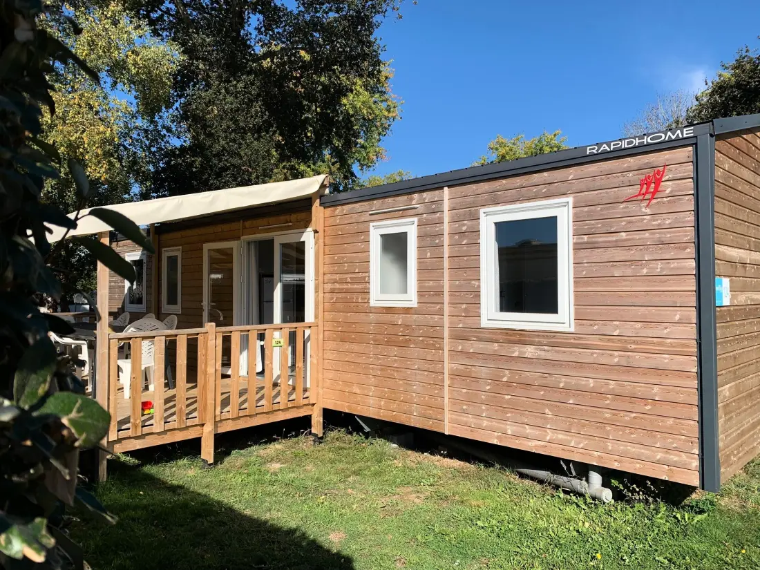 Camping L'Étang du Pays Blanc 4 étoiles★★★★