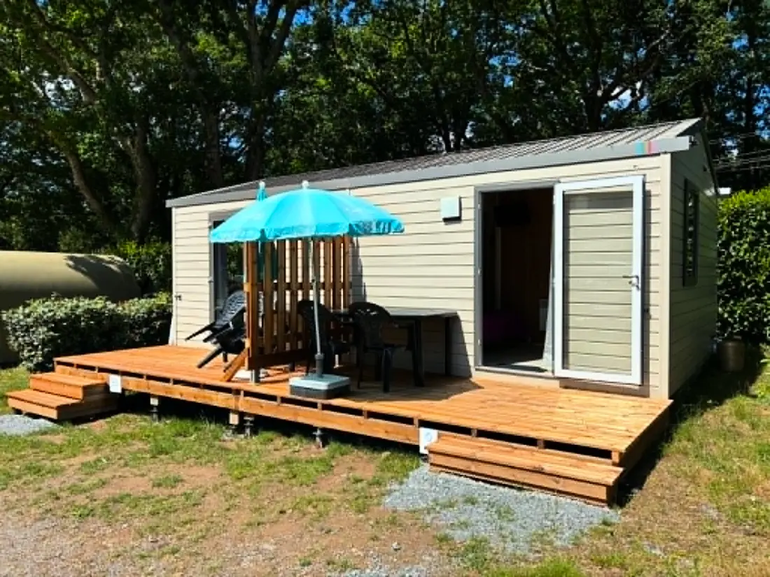 Camping L'Étang du Pays Blanc 4 étoiles★★★★