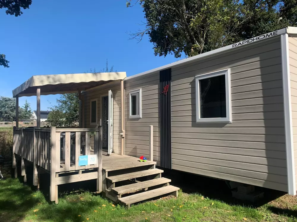 Camping L'Étang du Pays Blanc 4 étoiles★★★★