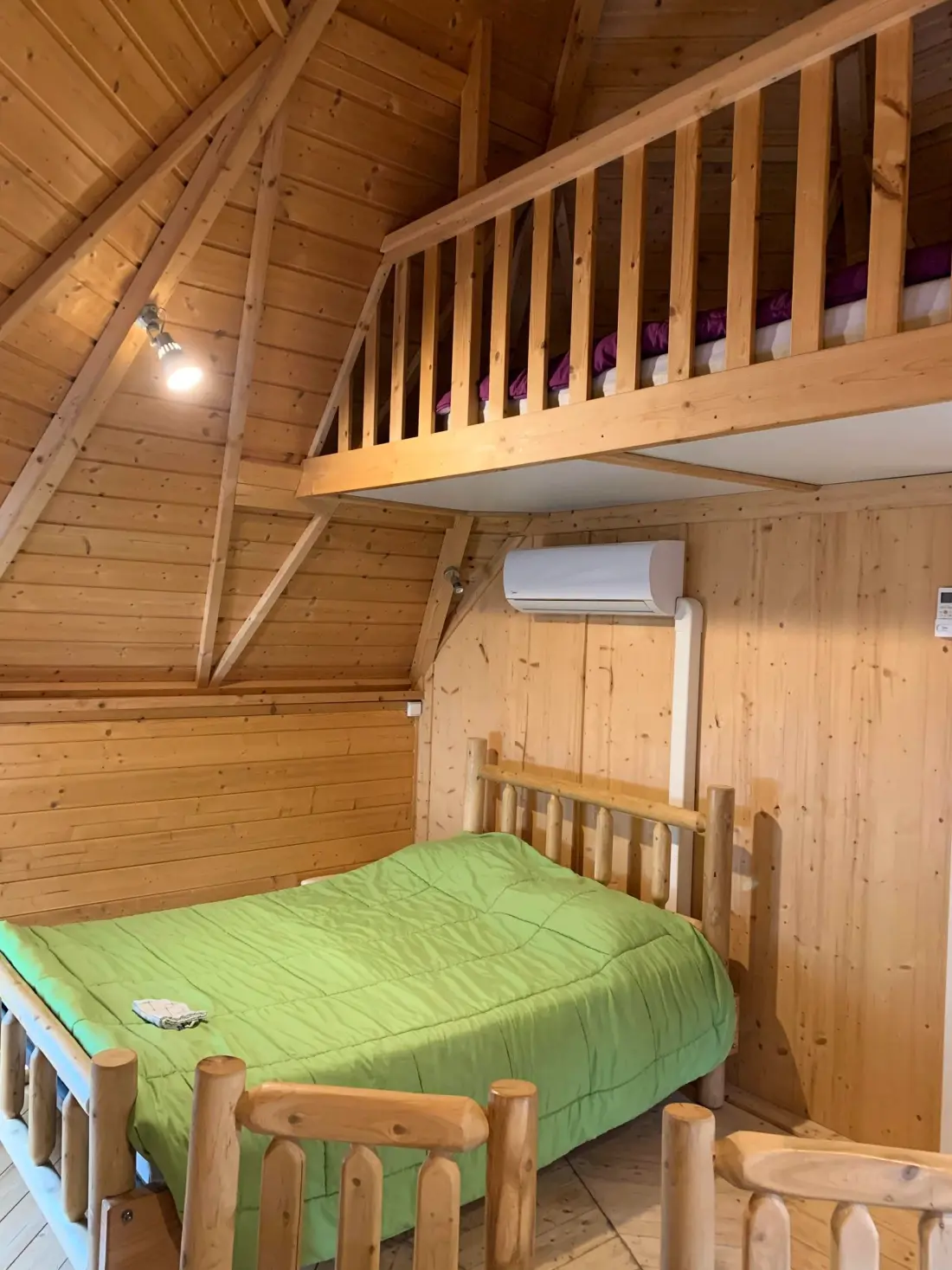 Camping L'Étang du Pays Blanc 4 étoiles★★★★