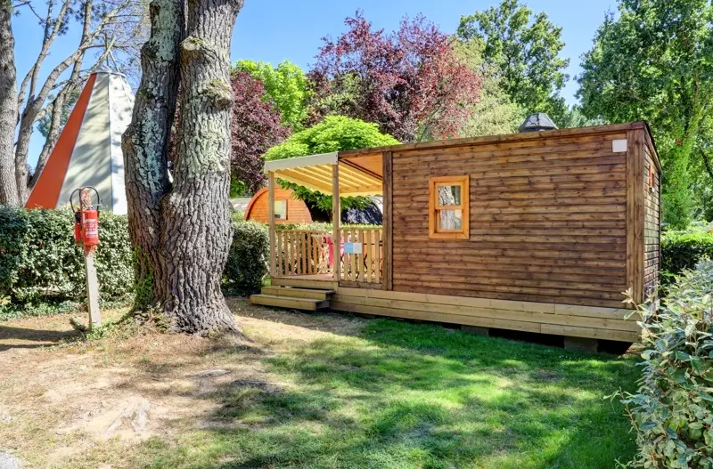 Camping L'Étang du Pays Blanc 4 étoiles★★★★