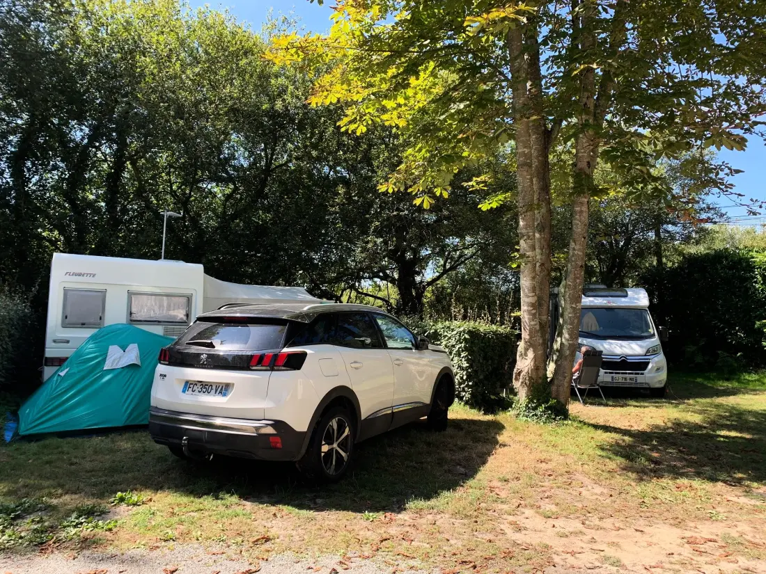 Camping L'Étang du Pays Blanc 4 étoiles★★★★
