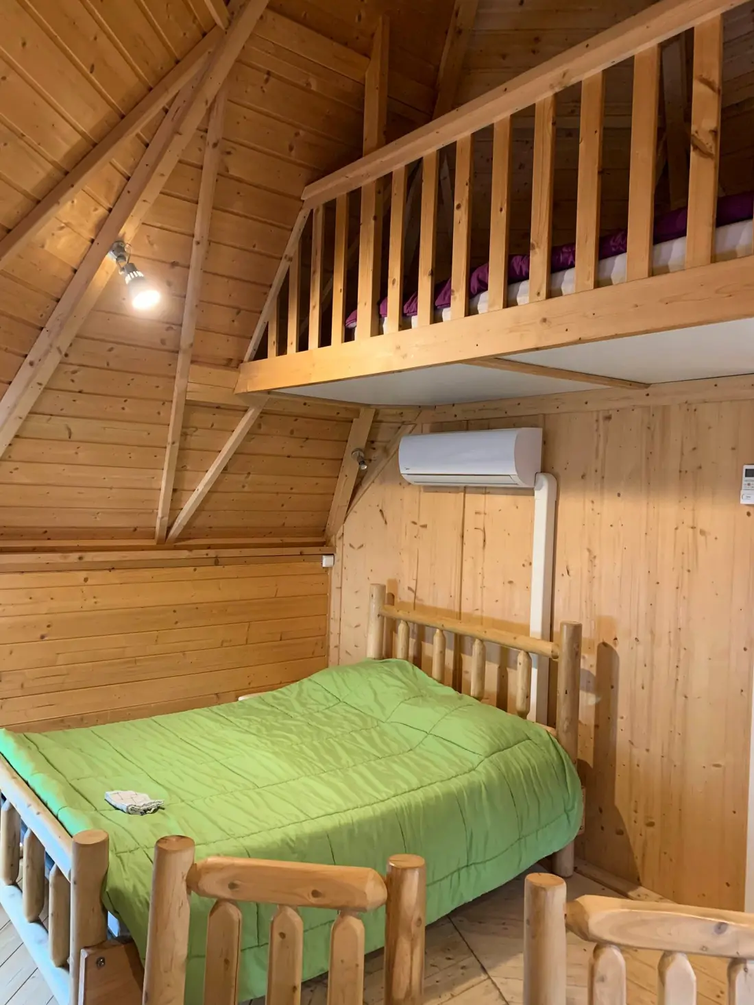 Camping L'Étang du Pays Blanc 4 étoiles★★★★