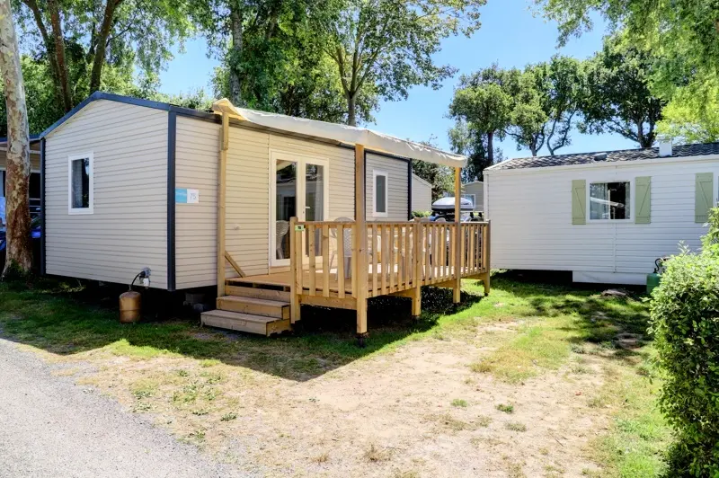 Camping L'Étang du Pays Blanc 4 étoiles★★★★