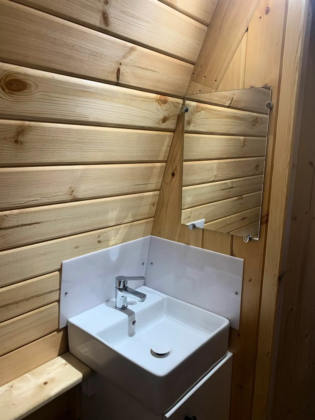 Camping L'Étang du Pays Blanc 4 étoiles★★★★