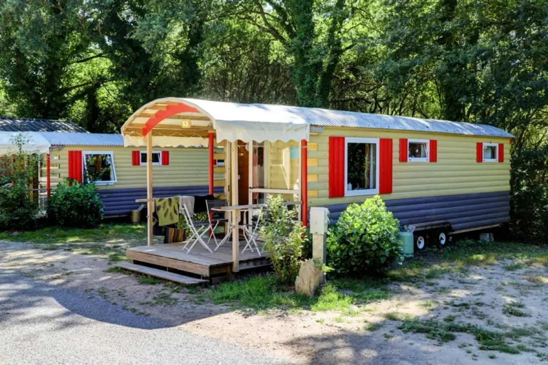 Camping L'Étang du Pays Blanc 4 étoiles★★★★
