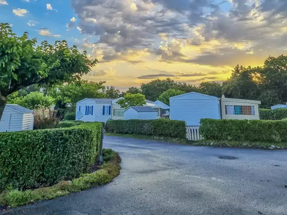 Camping Domaine du Mès 4 étoiles★★★★