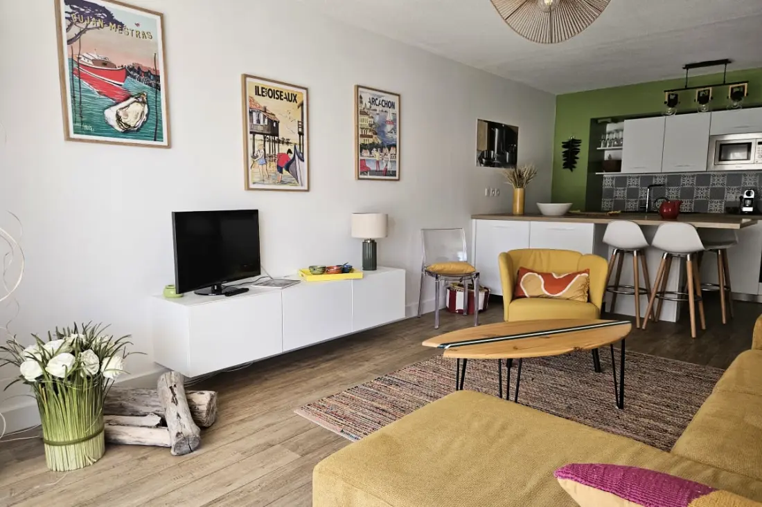 Appartement Avec Terrasse à Gujan-mestras