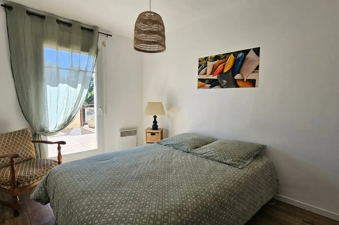 Appartement Avec Terrasse à Gujan-mestras