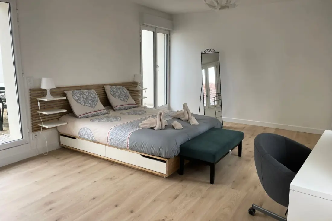 Appartement Spacieux De 120 m² à gujan-mestras