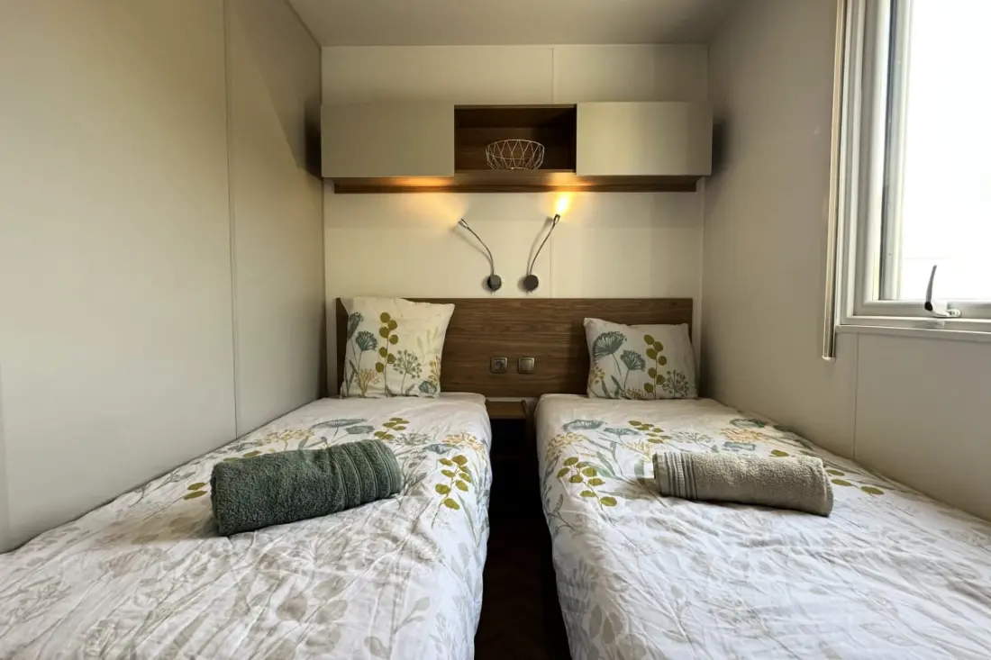 Chalet Avec Piscine à Gujan-mestras