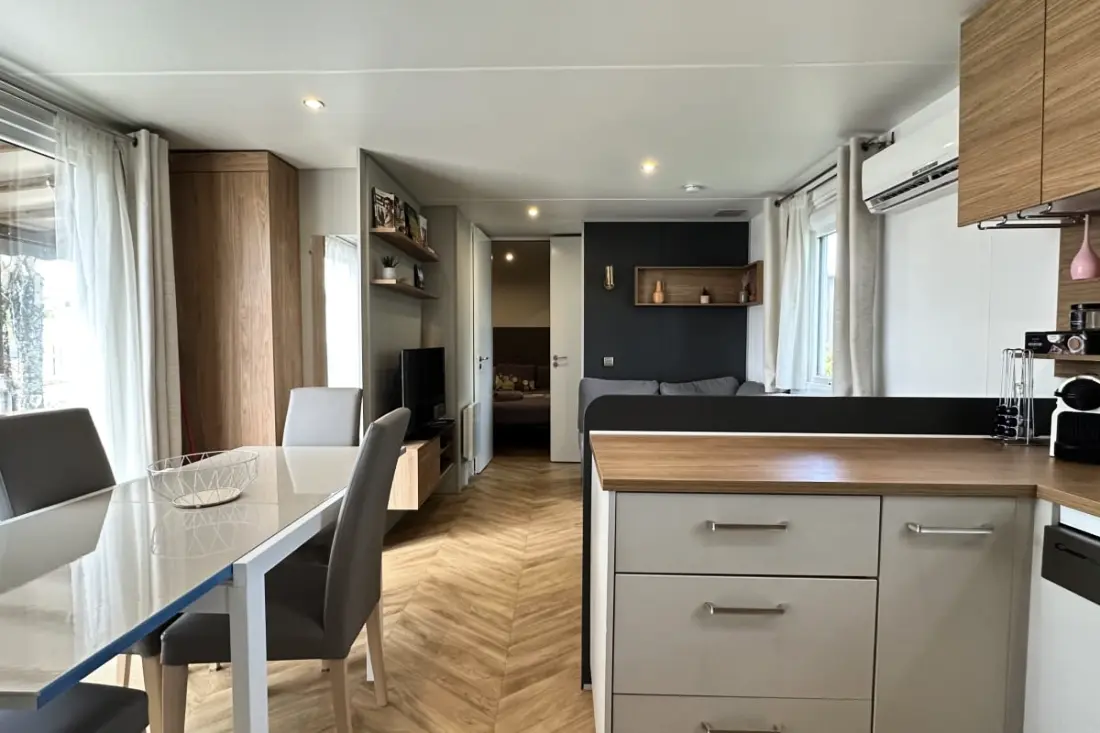 Chalet Avec Piscine à Gujan-mestras