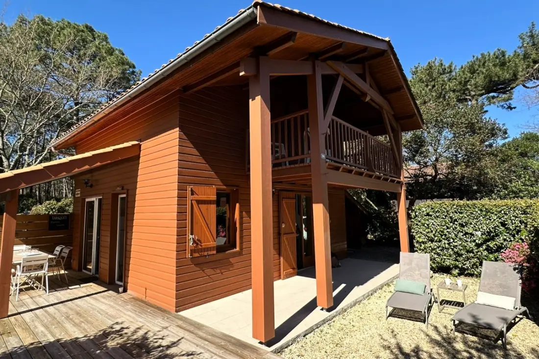 Chalet 3ch Avec Piscine Dans Parc De Loisirs