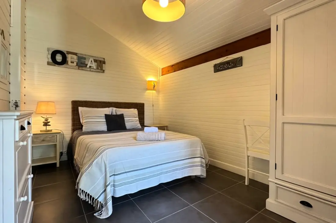 Chalet 3ch Avec Piscine Dans Parc De Loisirs