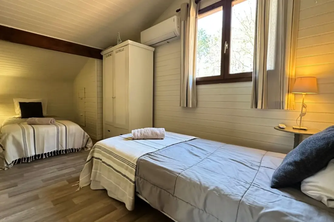 Chalet 3ch Avec Piscine Dans Parc De Loisirs
