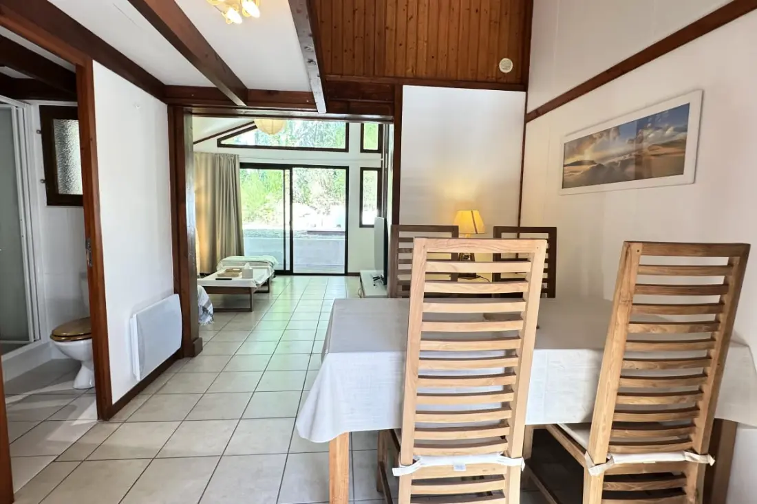 Charmant Chalet 2ch Avec Piscine Et Jardin