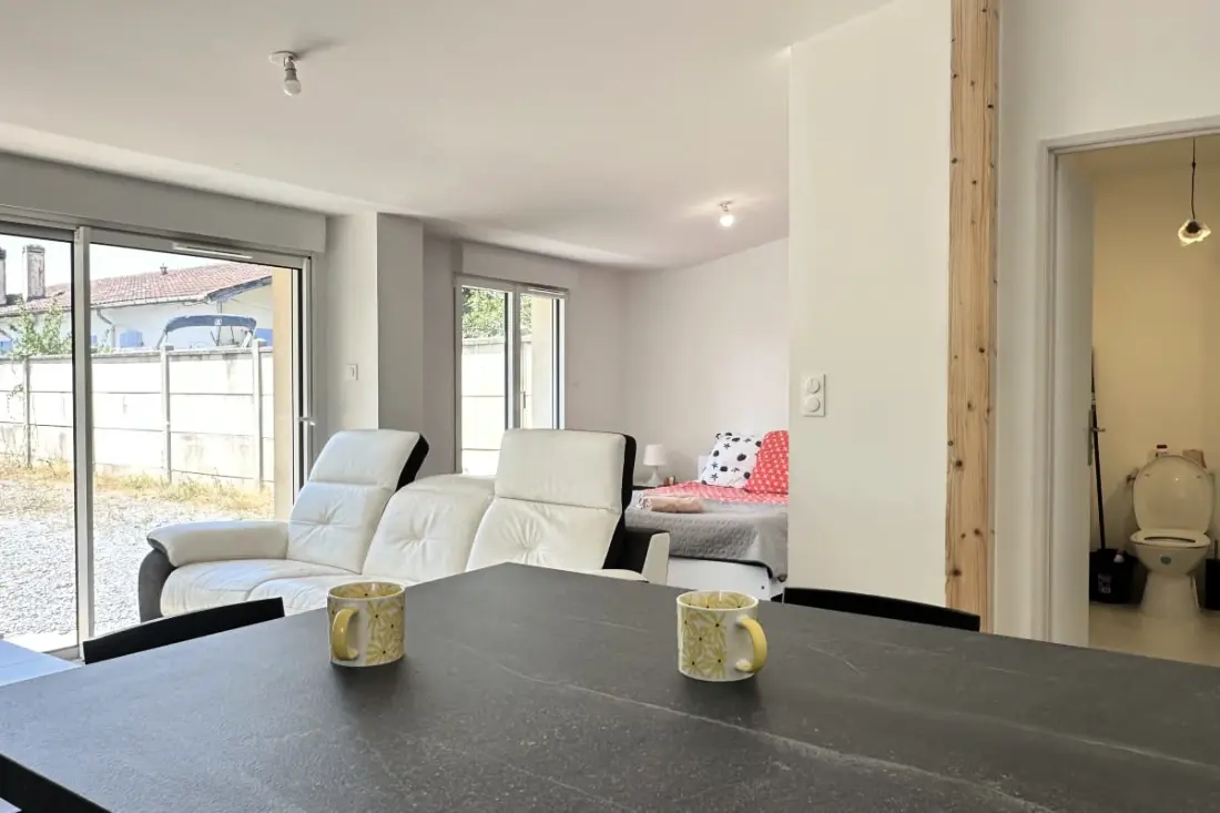 Studio Avec Terrasse Au Cœur De Gujan-mestras