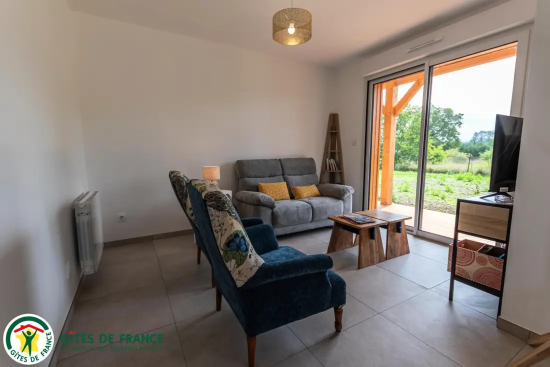Gîte de France Le domaine des sens - chalet avec spa privatif, pleine nature, expérience détente 3 épis