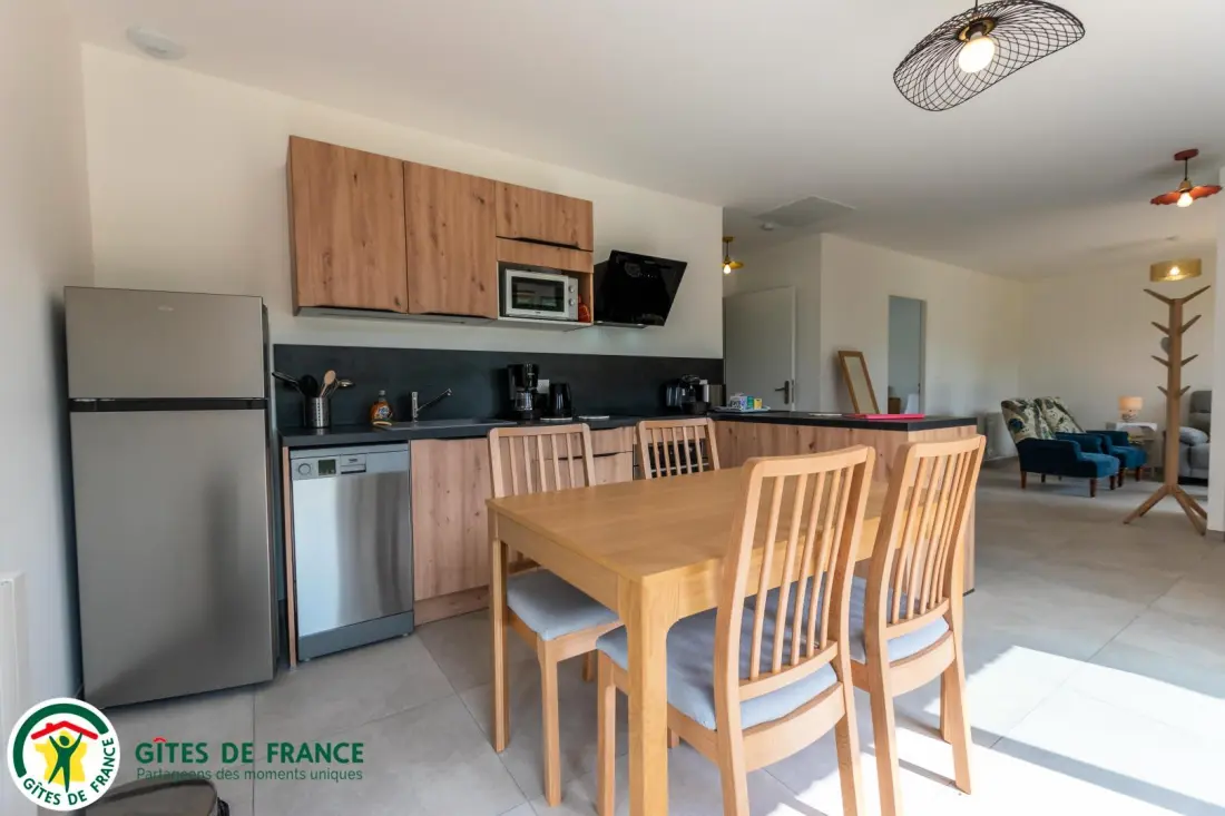 Gîte de France Le domaine des sens - chalet avec spa privatif, pleine nature, expérience détente 3 épis