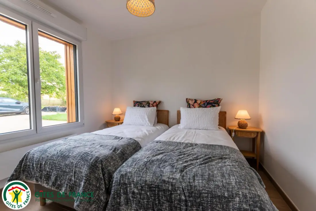 Gîte de France Le domaine des sens - chalet avec spa privatif, pleine nature, expérience détente 3 épis