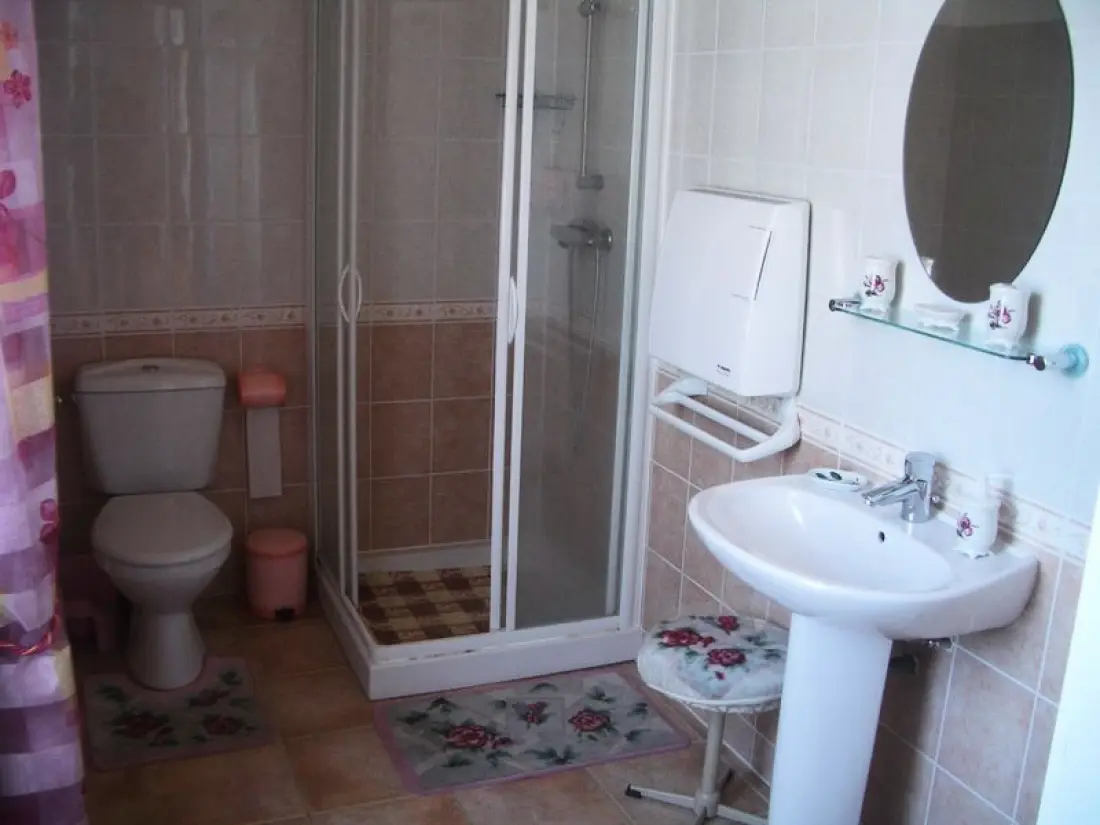 Gîte de France à Heugueville Sur Sienne  3