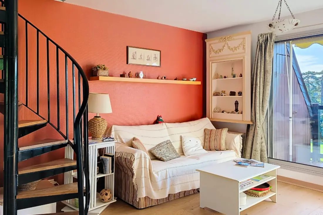 Appartement Avec Balcon Vue Golf Plein Sud