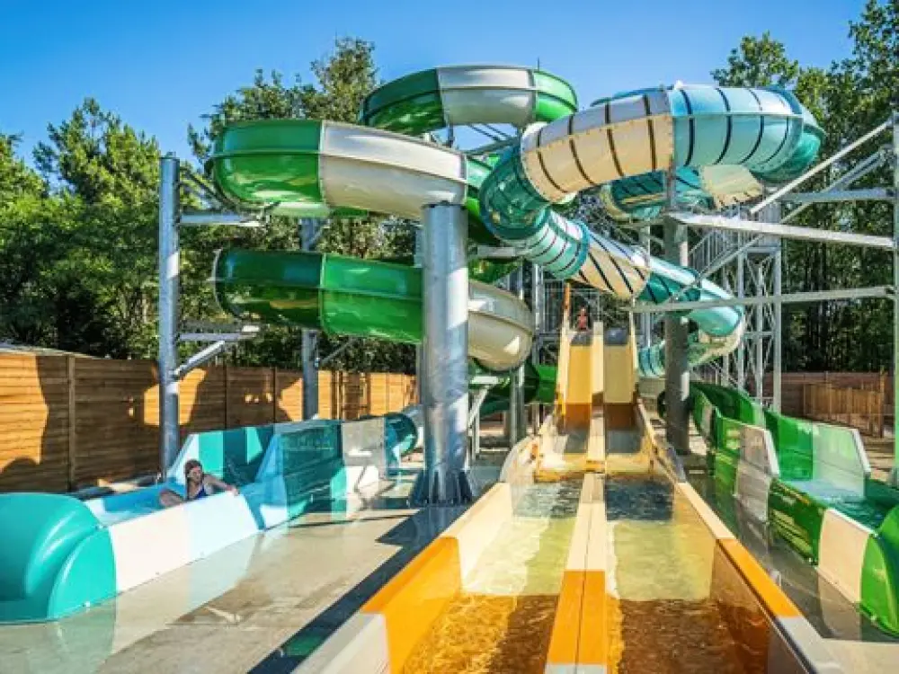 Camping L'Orée Du Bois 4 étoiles★★★★