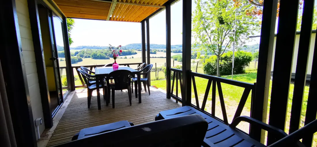 Camping Du Bois De Reveuge 4 étoiles★★★★