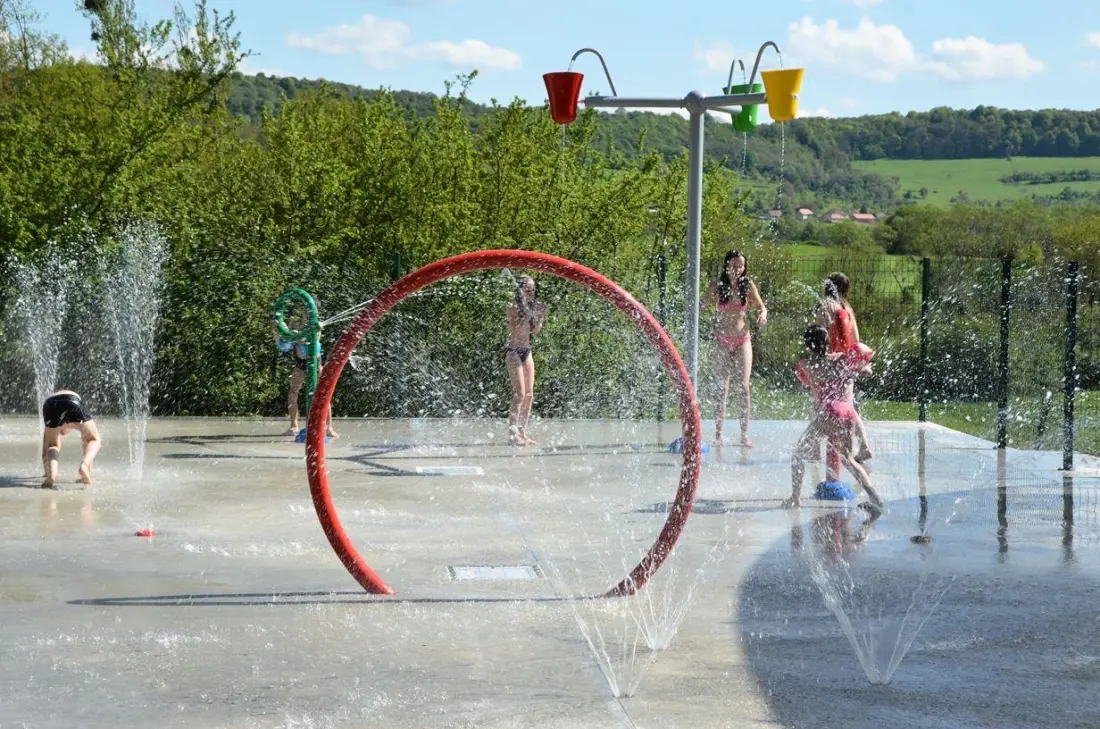 Camping Du Bois De Reveuge 4 étoiles★★★★