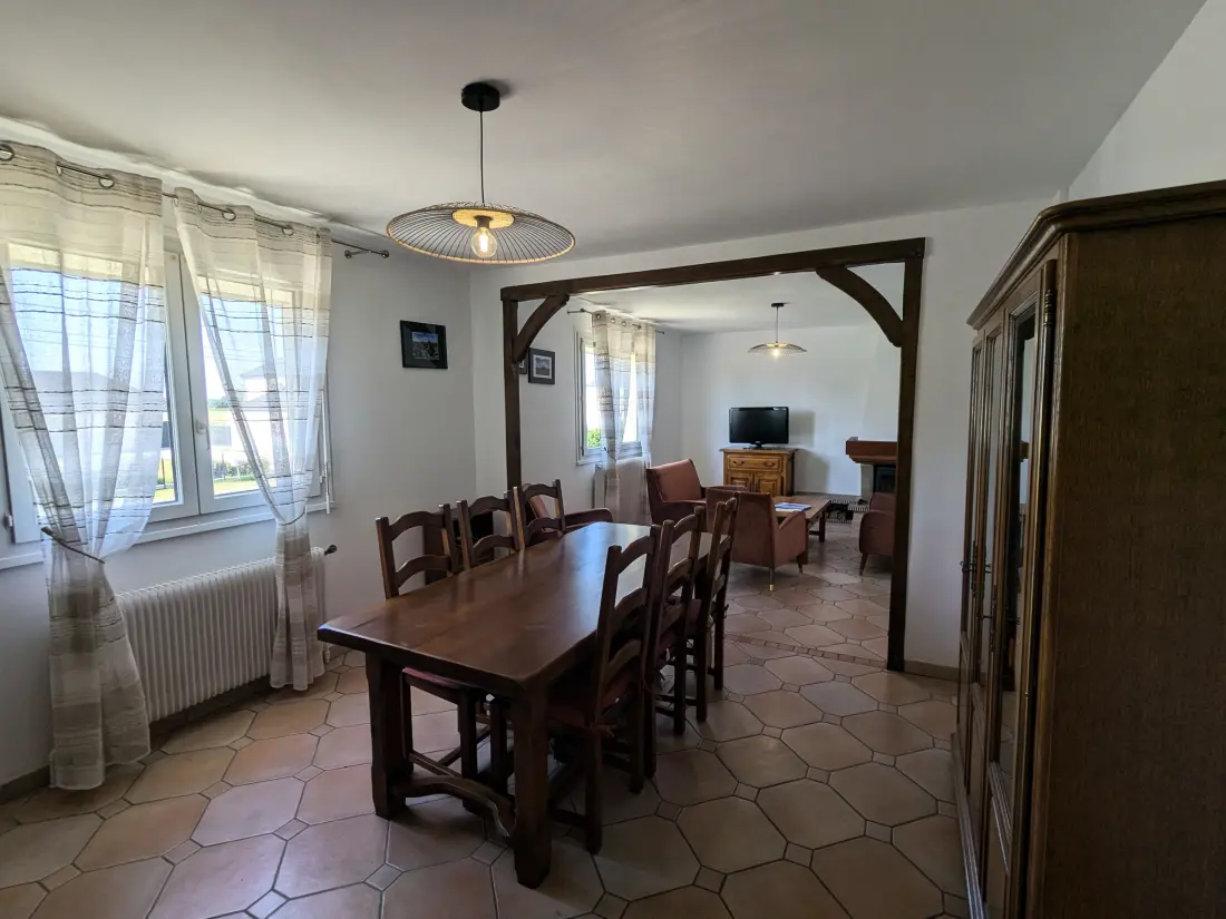 Maison de Vacances Huisseau-sur-Mauves 2