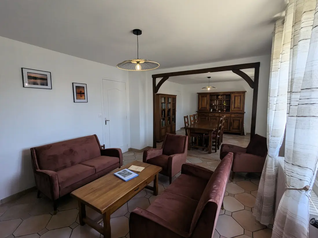 Maison de Vacances Huisseau-sur-Mauves 2