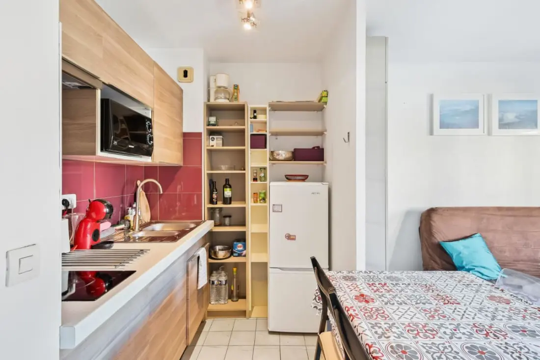Appartement à Hyères Avec Piscine Et Balcon