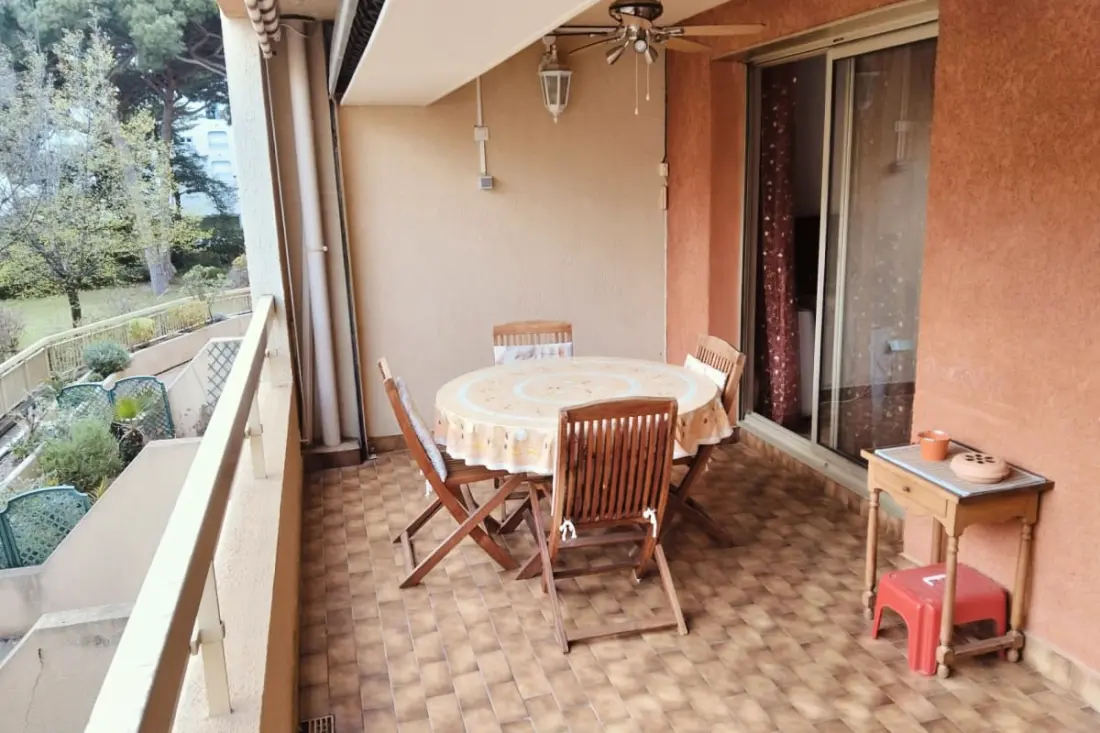 Appartement Au Port De Hyères