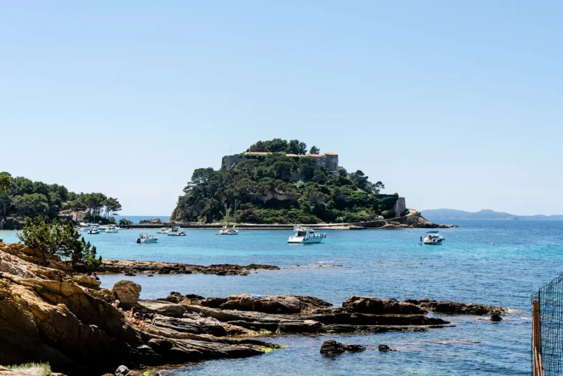Camping maeva Escapades Le Hameau des Pins 3 étoiles★★★