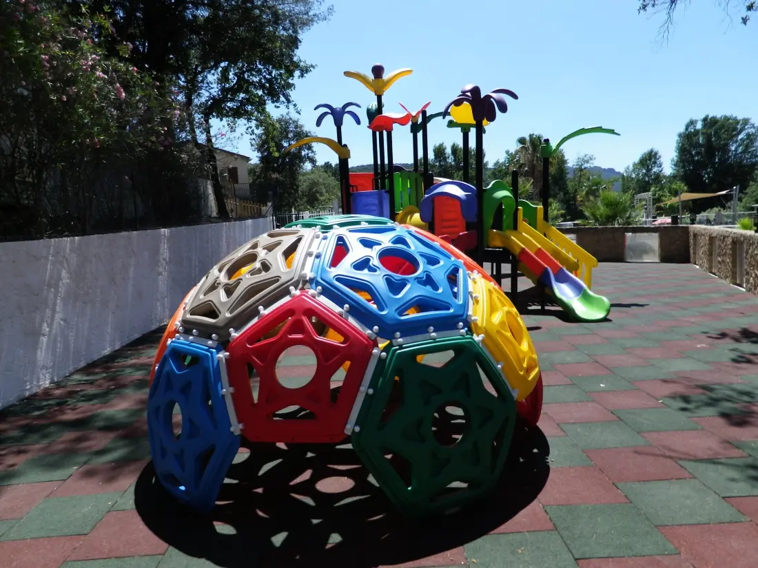 Camping Vert Gapeau 4 étoiles★★★★
