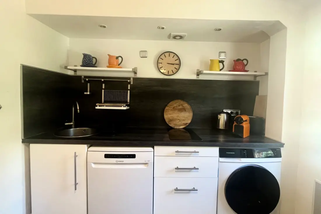 "l'atelier" 3 Pièces De 50 M² Situé à Hyères