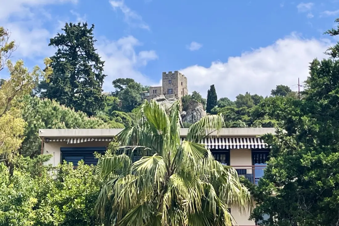 "l'atelier" 3 Pièces De 50 M² Situé à Hyères