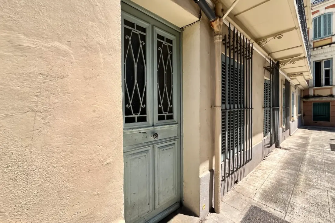 "l'atelier" 3 Pièces De 50 M² Situé à Hyères