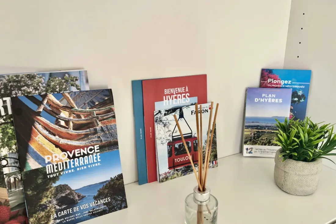Appartement Lumineux Pour Séjour Agréable à Hyères