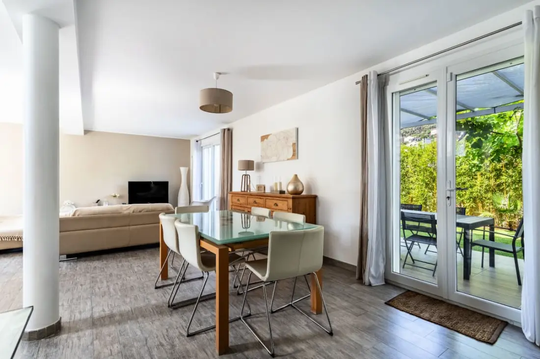 Maison Lumineuse Avec Jardin Proche De La Mer