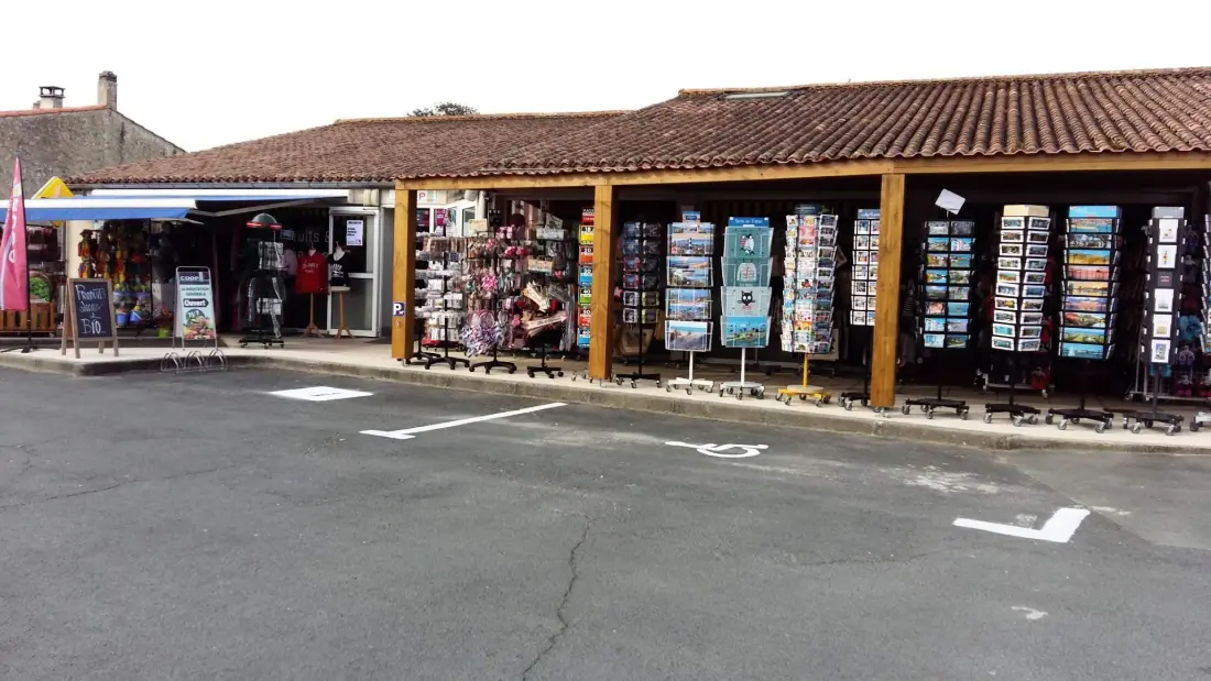 Camping Les Gros Joncs 4 étoiles★★★★