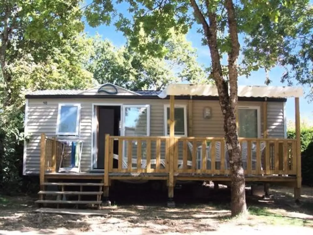 Camping Oléron Loisirs   4 étoiles★★★★